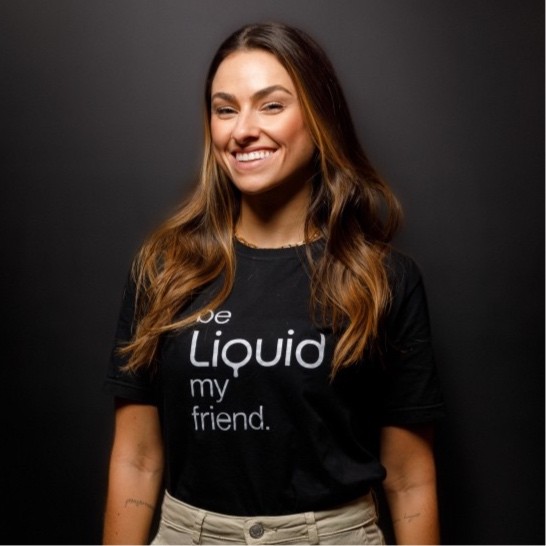Luiza Caram - Liquid